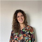Direttamente dal Portogallo, posso aiutarti ad imparare la lingua :-)